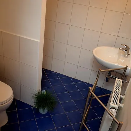 Penzion04 بيت ضيافة 3*