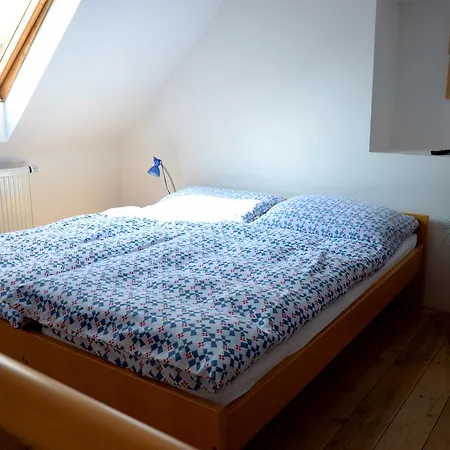 Penzion04 بيت ضيافة Třeboň